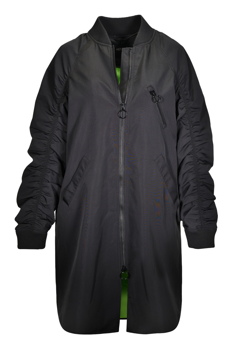 Mantel mit Kräuselarmen