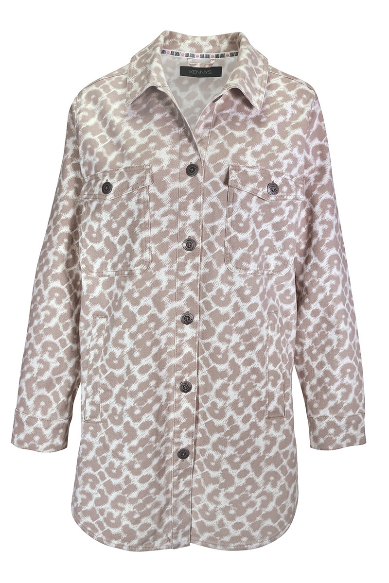 Shacket im Leo-Look