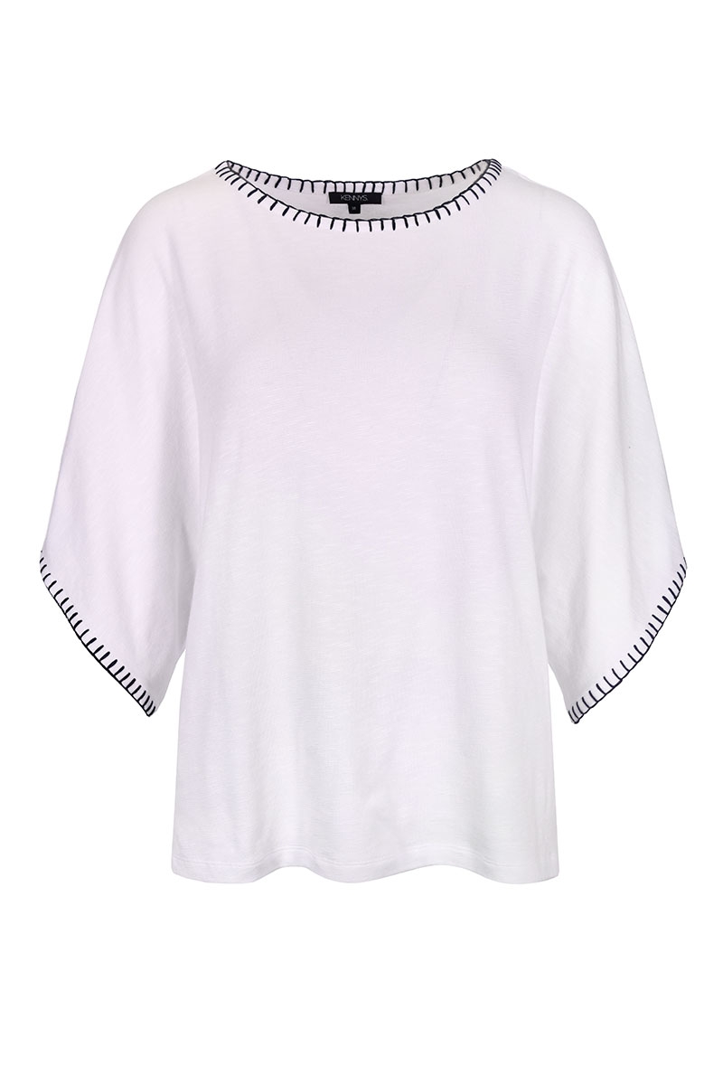 Pullover mit Ziernähten